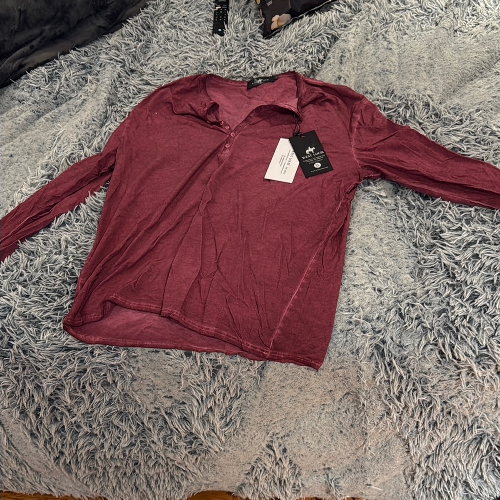 Men's Casual West Louis Henley, Button Down Shirt - Deep Red NWT